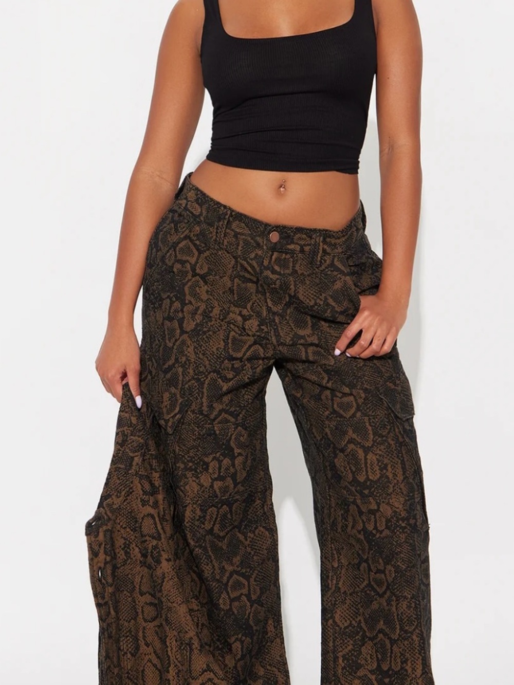 High-Rise Wide Leg Snake-Print Cargo Pants - Brown/Black